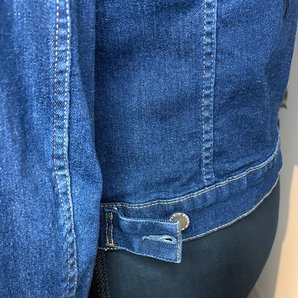 H&M Dark Blue cropped Jean Jacket - Picture 6 of 12